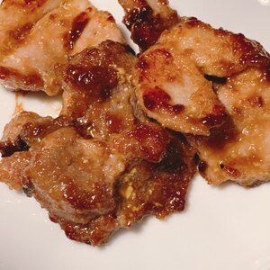 豚モモ肉のオイマヨ炒め